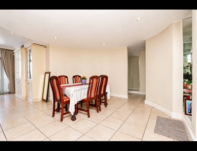 3 BEDROOM APARTMENT FOR SALE IN MUSGRAVE